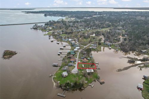 1341 Creeklake Dr, Onalaska, TX, 77360-7505 | Card Image