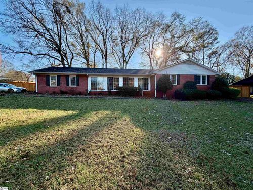 1 Brookvale Dr, Williamston, SC, 29697-2035 | Card Image