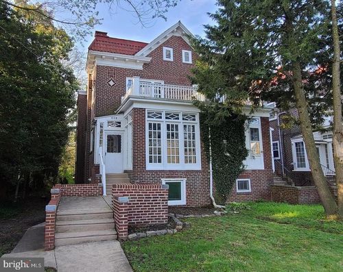 412 W Maple Ave, Merchantville, NJ, 08109-2021 | Card Image