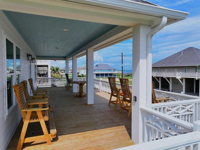 2301 Trinidad, House other with 4 bedrooms, 3 bathrooms and 1 parking in Crystal Beach TX | Image 5