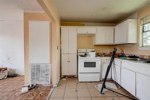 apt-c-3113 Anita St, Houston, TX, 77004-1872 | Card Image