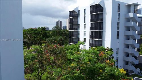 apt-202-3475 N Country Club Dr, Aventura, FL, 33180-1775 | Card Image