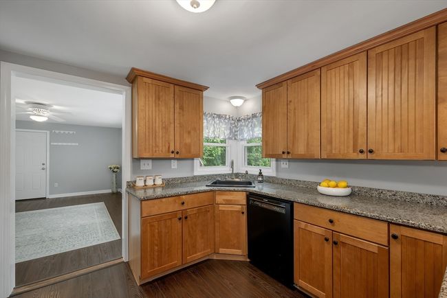 44 High St, House other with 4 bedrooms, 2 bathrooms and 5 parking in Stratham NH | Image 9