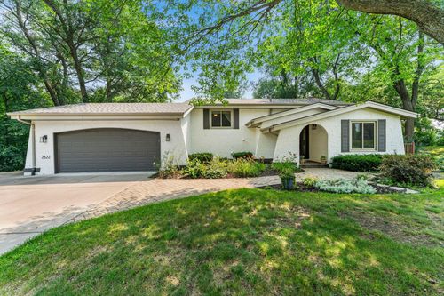 2622 159th Ave Ne, Ham Lake, MN, 55304-5801 | Card Image