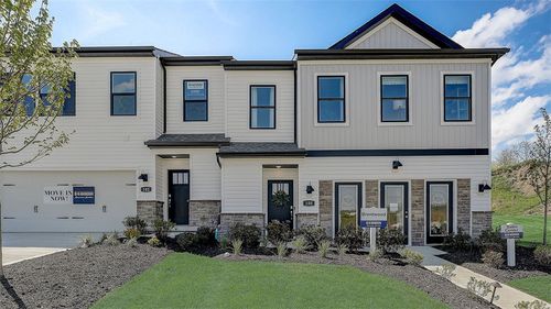 103 Delmonica Dr, Washington, PA, 15301-8224 | Card Image