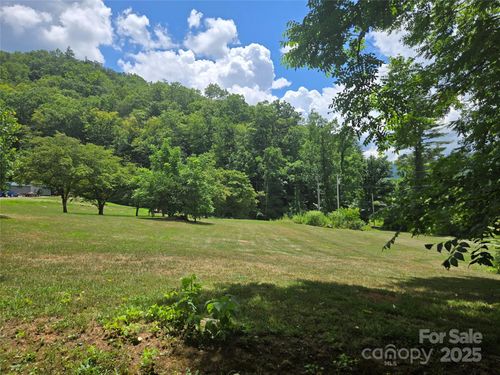 2a-2A Staghorn Ln, Cullowhee, NC, 28723-8669 | Card Image