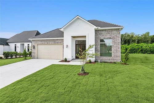 124 Deer Field Dr, Belle Chasse, LA, 70037-1453 | Card Image