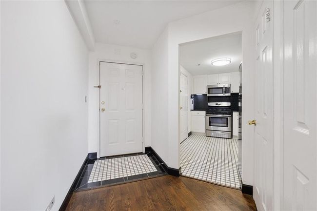 APT-1027 - 1501 Clairmont Rd, Condo with 2 bedrooms, 2 bathrooms and 1 parking in Decatur GA | Image 6