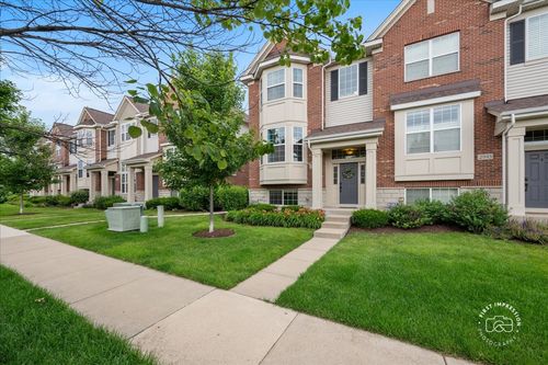 2945 Henley Lane, Naperville, IL, 60540 | Card Image