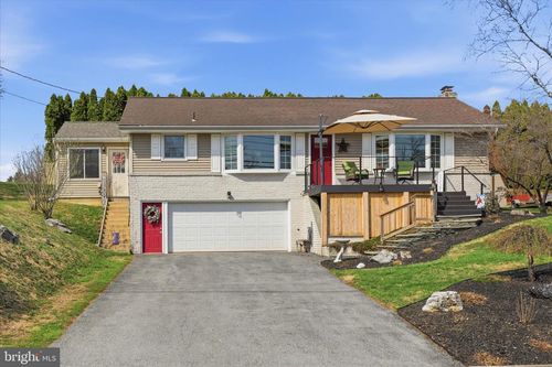 620 Park Hill Dr, MANHEIM, PA, 17545-2102 | Card Image