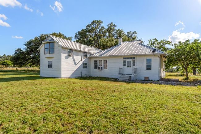 1649 Schumann Rd, Home with 3 bedrooms, 2 bathrooms and null parking in Stonewall TX | Image 25