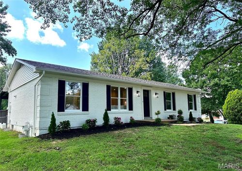1 Rendina Ct, Ellisville, MO, 63011-2119 | Card Image