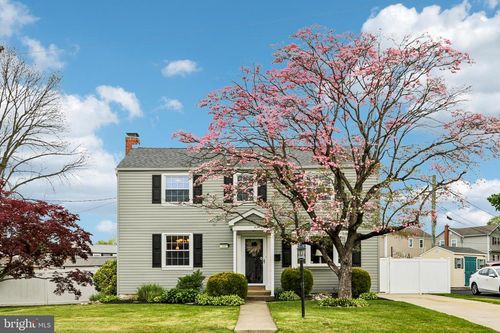 12 Vinsmith Ave, ASTON, PA, 19014-2746 | Card Image