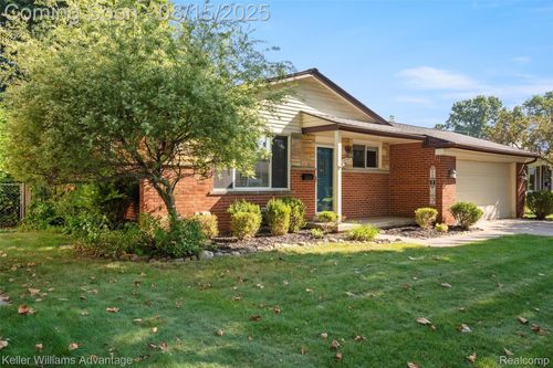 41108 Russet Ln, Plymouth, MI, 48170-2631 | Card Image