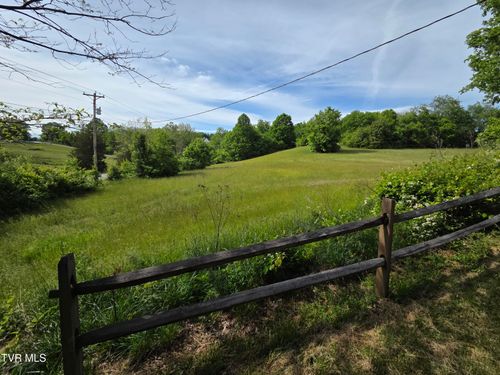 1584 Old Boones Creek Rd, Johnson City, TN, 37615-4424 | Card Image