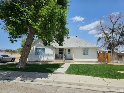 92 W 300 N, Huntington, UT, 84528-7726 | Card Image