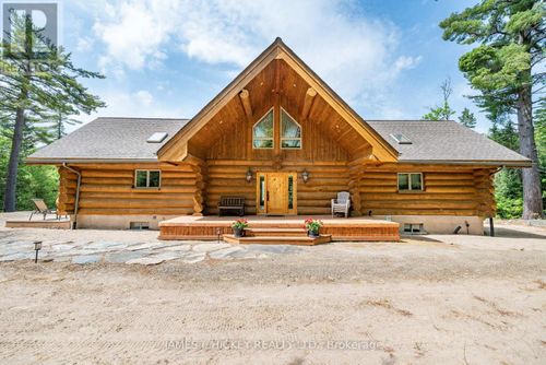 276 Colton Creek Road, Head, Clara and Maria, ON, K0J2K0 | Card Image