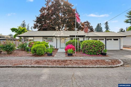 241 N Fern Ave, Stayton, OR, 97383-1507 | Card Image