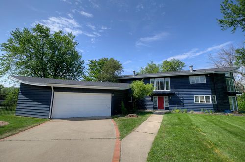 1224 Tee Up Ln, Red Wing, MN, 55066-3040 | Card Image