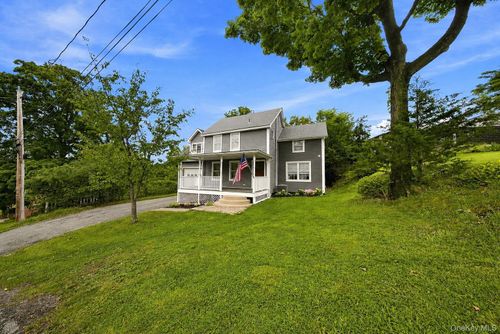 8 Nelson St, Goshen, NY, 10924-1908 | Card Image