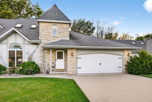 2615 N Millbrook Road, GRAND CHUTE, WI, 54914 | Card Image