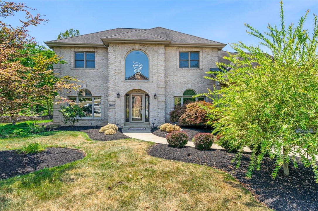Ten Point Cir, Trafford, PA 15085
