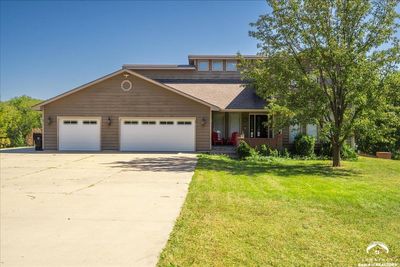 1108 Sw Chetopa Trail, Home with 0 bedrooms, 4 bathrooms and null parking in Topeka KS | Image 1