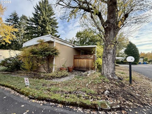 61-3909 E Fourth Plain Blvd, Vancouver, WA, 98661-5746 | Card Image