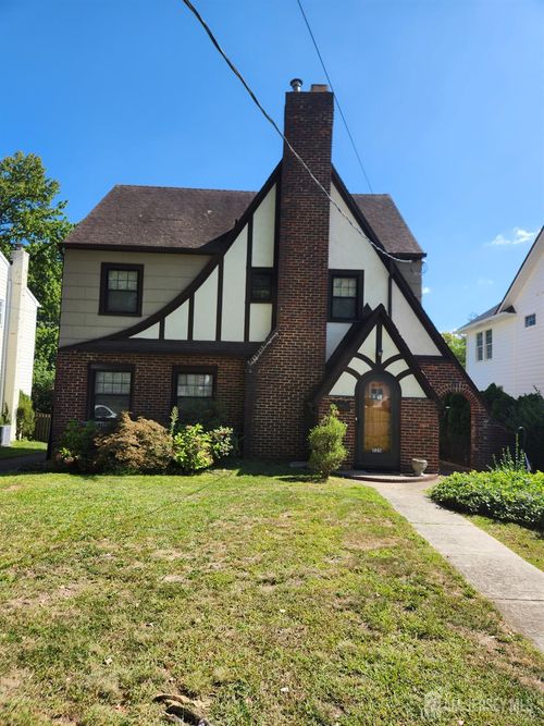 525 Edgar Rd, Westfield, NJ, 07090-4118 | Card Image