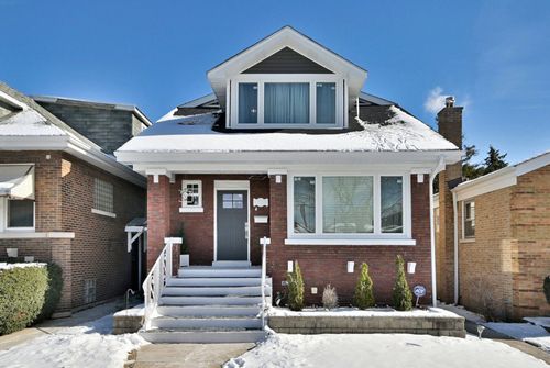 3715 Euclid Ave, Berwyn, IL, 60402-4028 | Card Image