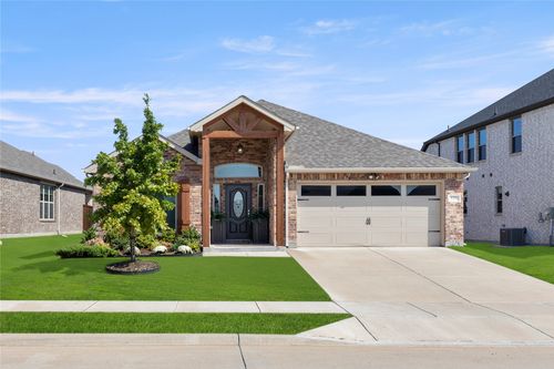 129 Braves Way, Lavon, TX, 75166-4701 | Card Image