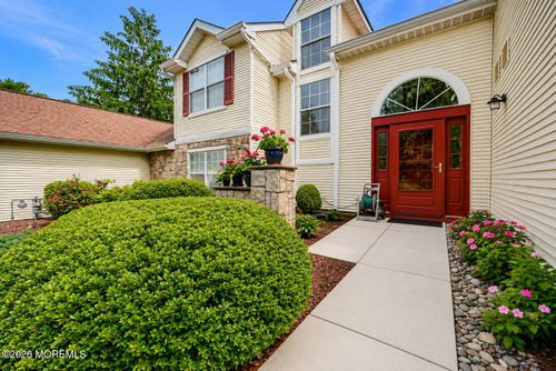 170 Colony Ln, Manalapan, NJ, 07726-8785 | Card Image
