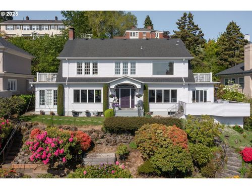 745 Nw Culpepper Ter, Portland, OR, 97210-3122 | Card Image