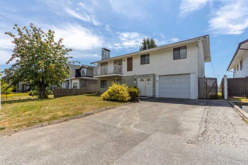 1632 Como Lake Ave, Coquitlam, BC, V3J3P6 | Card Image