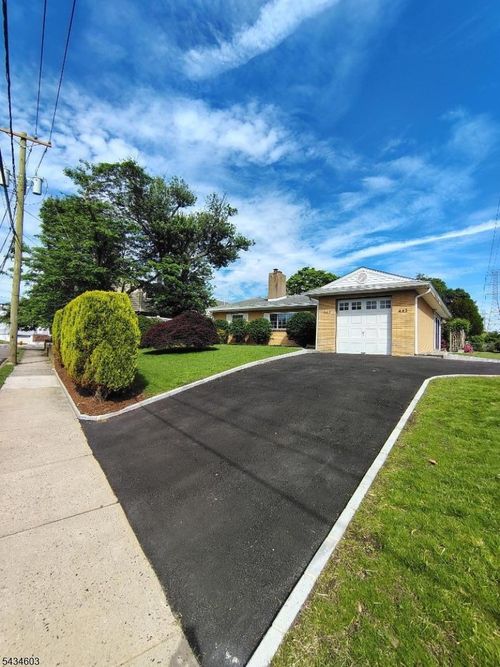 442 River Rd, North Arlington, NJ, 07031-5101 | Card Image