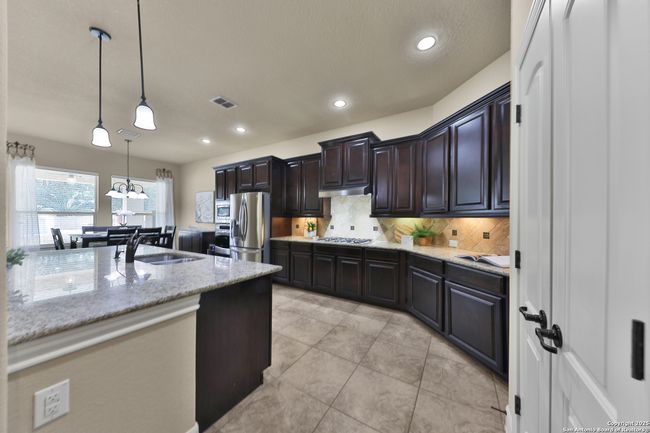 10518 Springcroft Ct, House other with 4 bedrooms, 5 bathrooms and null parking in Helotes TX | Image 19