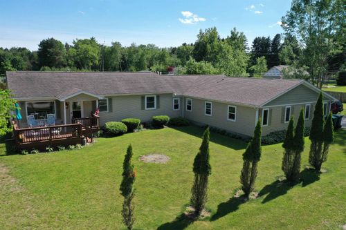 7124 Baker Rd, Lexington, MI, 48450-9700 | Card Image