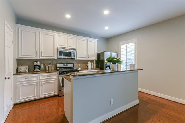 Kitchen | Image 17