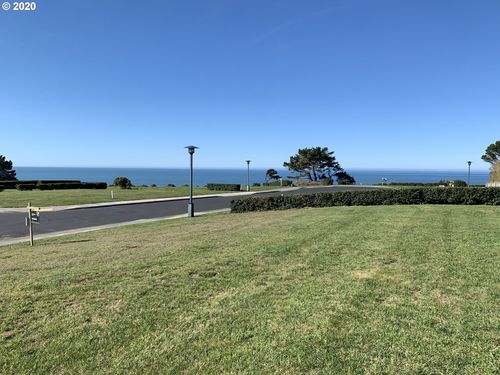 00 Seacrest Ln, Brookings, OR, 97415 | Card Image