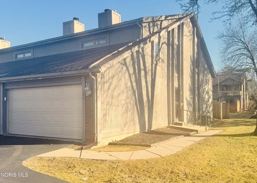 1144 Bernath Pkwy, Toledo, OH, 43615-6743 | Card Image