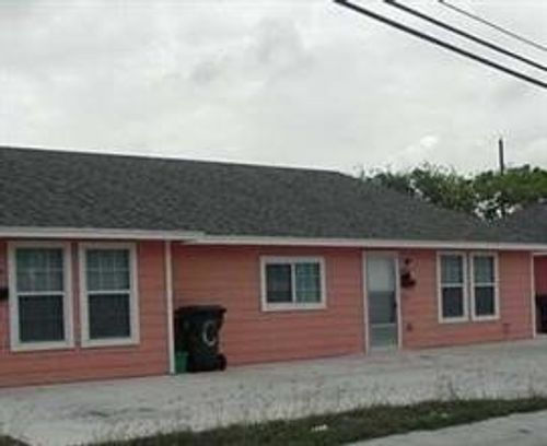 apt-b-3001 Lewis St, Corpus Christi, TX, 78404-3713 | Card Image