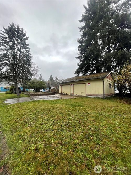 1143 Gaylord St, Raymond, WA, 98577-1206 | Card Image