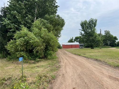 8330 Hixwood Rd, Thorp, WI, 54771-7415 | Card Image
