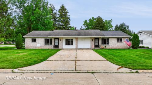 5019 Glenfield Drive, Saginaw Charter Township, MI, 48638 | Card Image