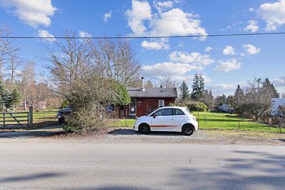 8624 187 St, House other with 3 bedrooms, 1 bathrooms and 8 parking in Surrey BC | Image 2