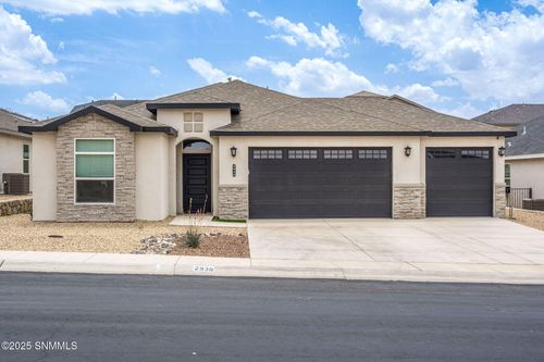 2930 Marvin Gardens Ave, Las Cruces, NM, 88012-0835 | Card Image