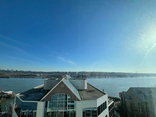 811-988 Quayside Dr, New Westminster, BC, V3M0L5 | Card Image