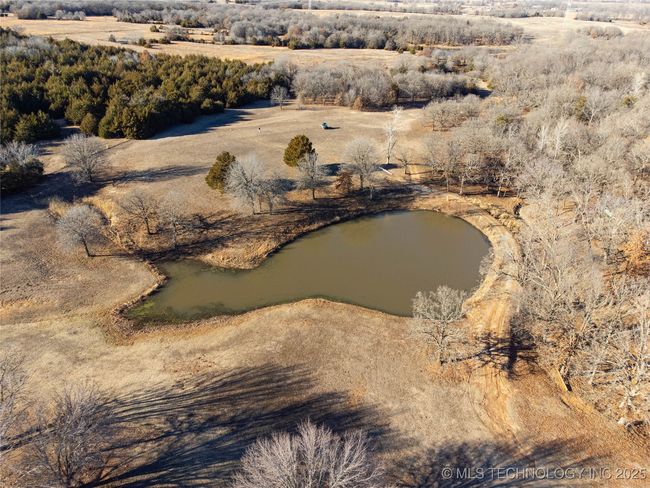 2018 Briarwood St, House other with 3 bedrooms, 2 bathrooms and null parking in Stroud OK | Image 9