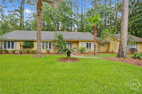 7 Noble Jones Ln, Savannah, GA, 31411-1716 | Card Image