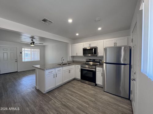 11-1336 E Willetta Street, Phoenix, AZ, 85006 | Card Image